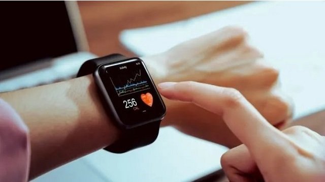 Показатели здоровья и фитнес-функции на Smart Watch